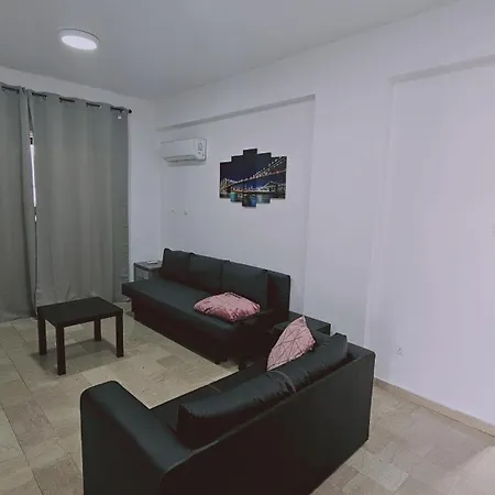 Tranquil Haven Апартаменты Пафос